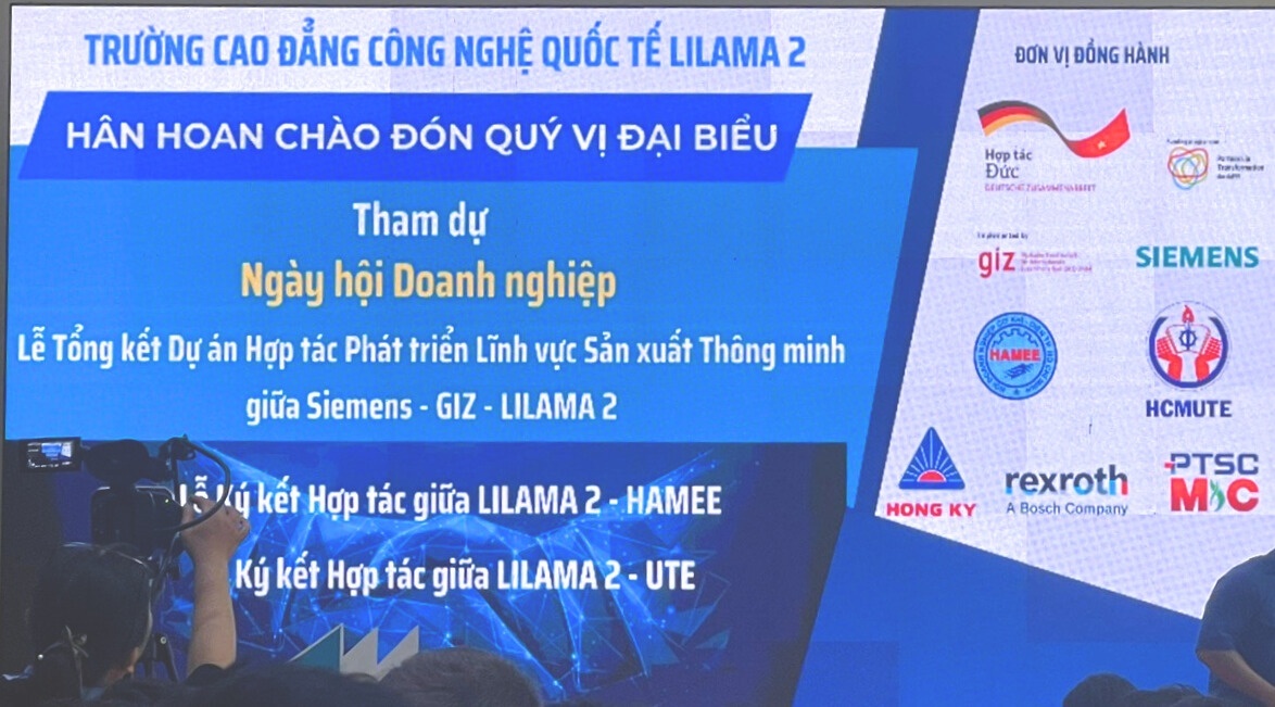Hồng Ký tham dự Ngày Hội Doanh Nghiệp tại Trường Cao đẳng Công nghệ Quốc tếLILAMA 2