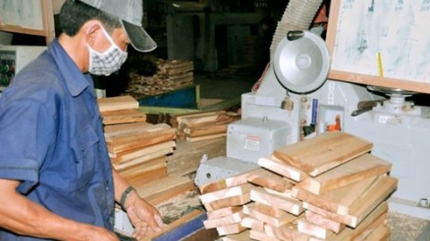 Kinh nghiệm cải tiến sản xuất trong chế biến gỗ